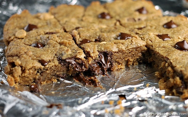 Peanut Butter Blondies filled with chocolate chips and peanut butter chips are soft and chewy and begging to be topped with vanilla ice cream! | Persnickety Plates