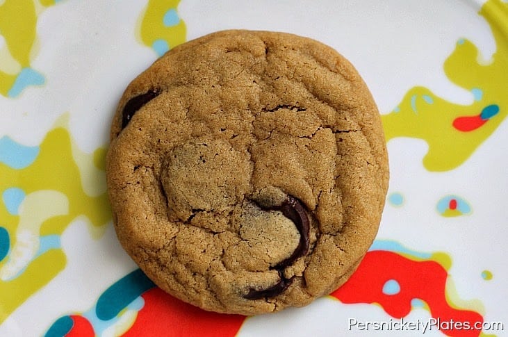 Soft & chewy Peanut Butter Chocolate Caramel Cookies | Persnickety Plates Soft & chewy Peanut Butter Chocolate Caramel Cookies | Persnickety Plates