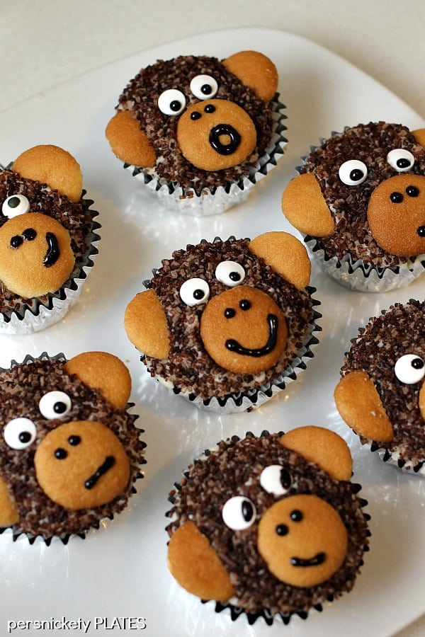 Monkey Cupcakes | Persnickety Plates
