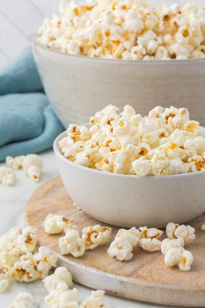 bowls of stovetop popcorn.