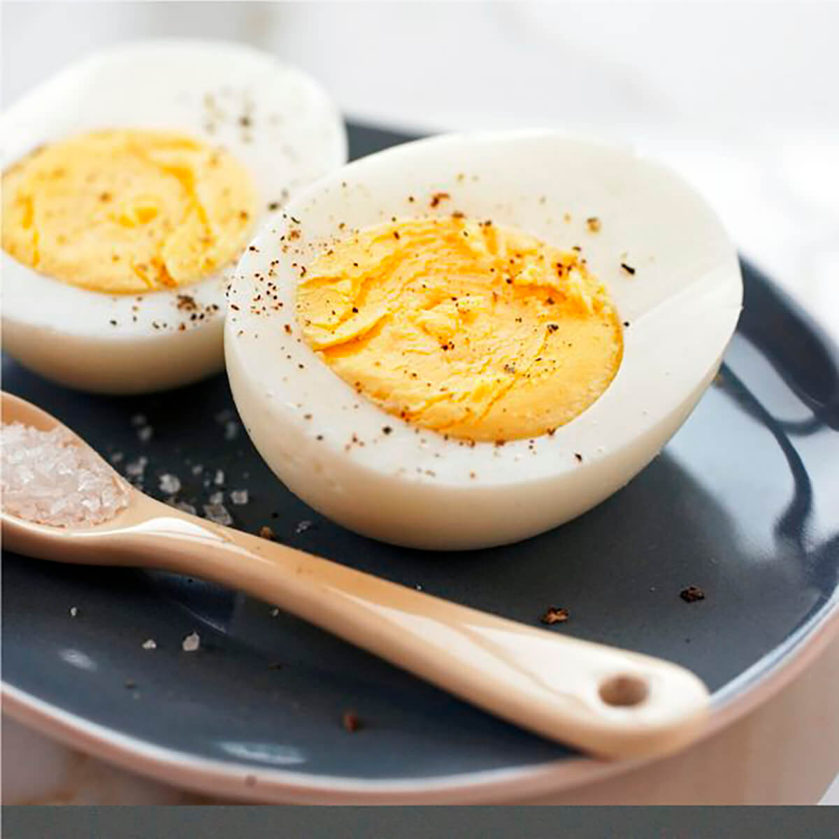 Easy Peel Hard Boiled Eggs
