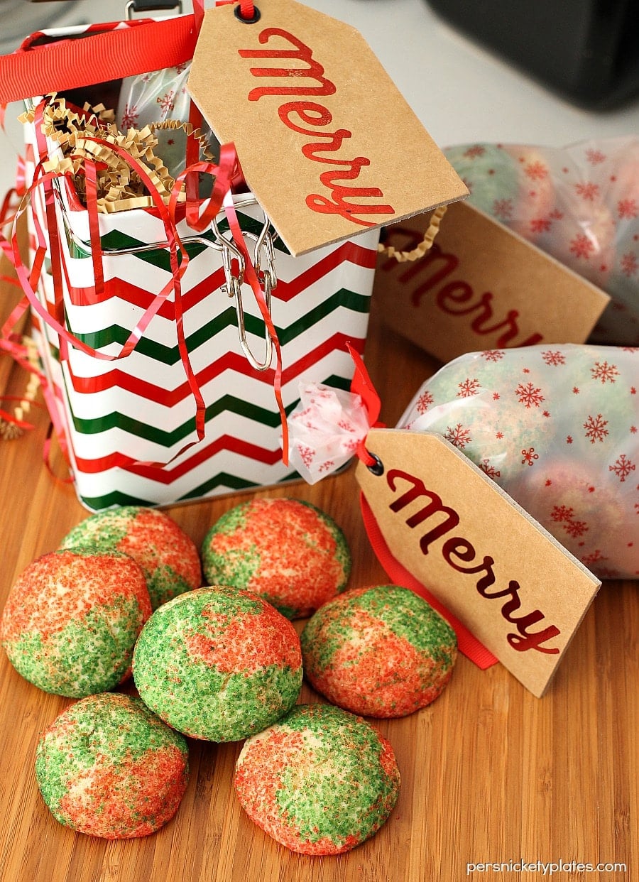 snickerdoodles with red and green sugar for christmas