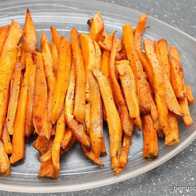 Baked Sweet Potato Fries | Persnickety Plates