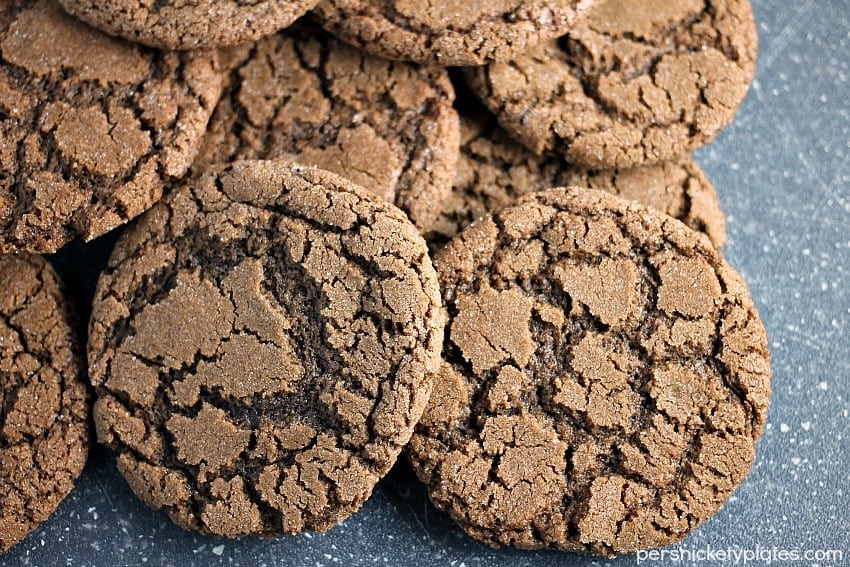 pile of chocolate cookies