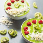 Green Smoothie Bowl with Kiwi and Ginger - a fun breakfast recipe