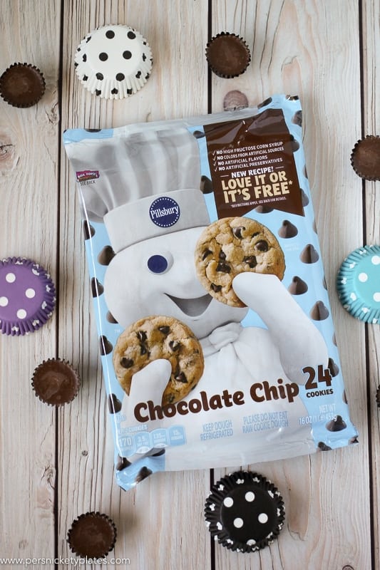 Chocolate Chip Peanut Butter Cookie Cups are only two ingredients and are ready in just 20 minutes. Perfect for a last minute bake sale, class treat, or craving! | www.persnicketyplates.com #easydessert #cookie #cookiecups #semihomemade #dessert package of pillsbury chocolate chip cookie dough