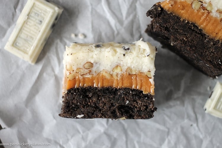 Cookies and Cream Caramel Layer Bars