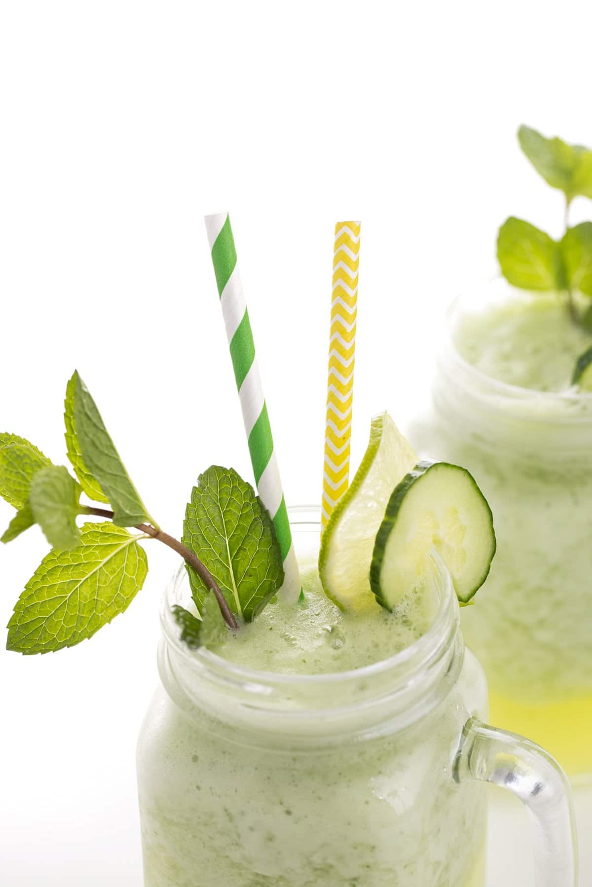 Frozen Gin Lemonade in a mug