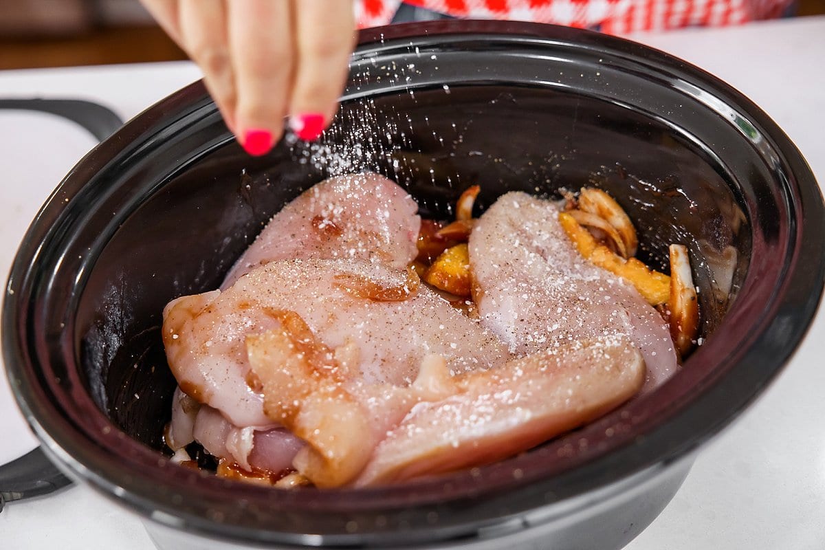 Salting chicken in slow cooker