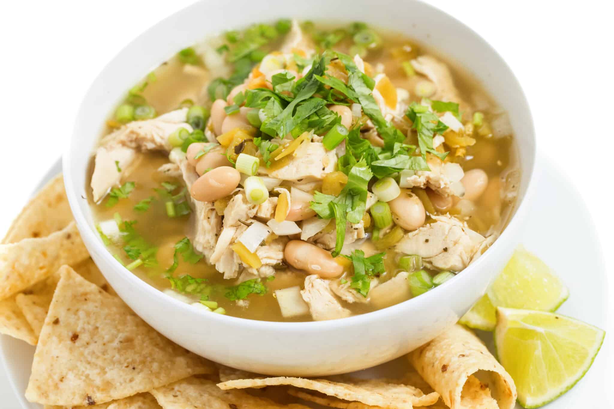 Freezer friendly dinner recipes- slow cooker white chicken chili.
