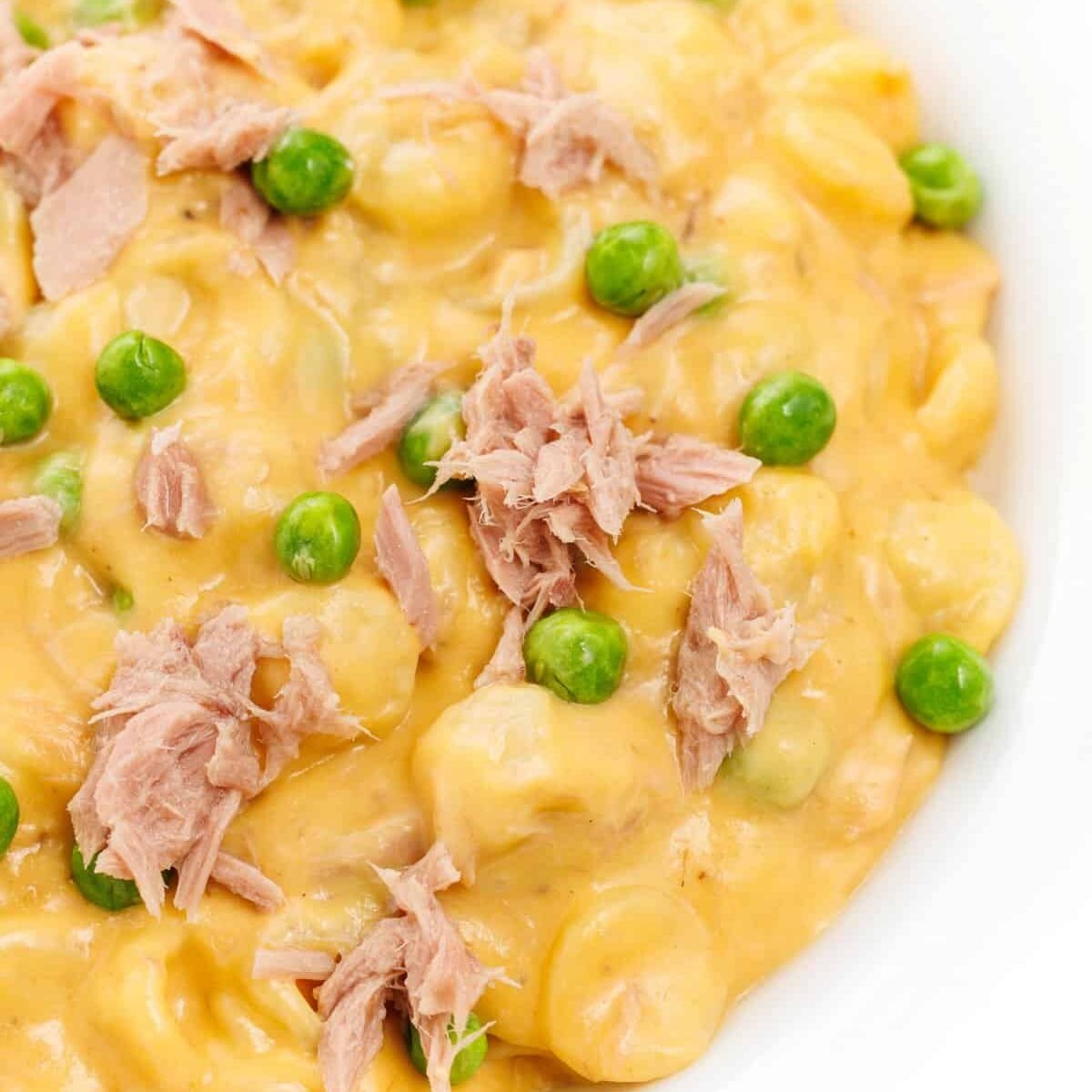 Stovetop Mac and Cheese with Tuna and Peas